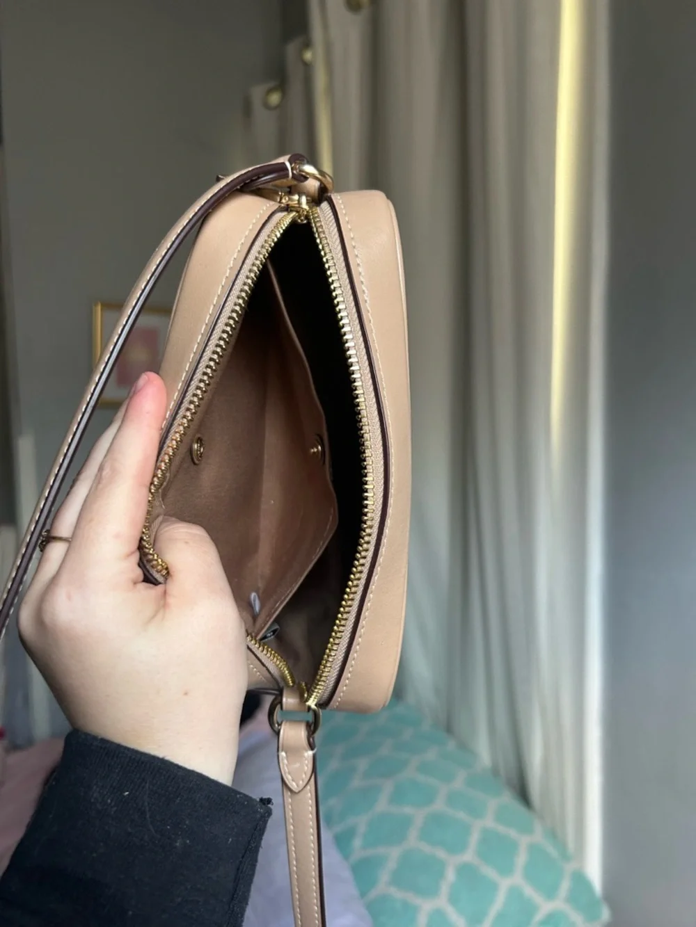 COACH Blush Pink Lip Print Crossbody Bag - Picture 4 of 5